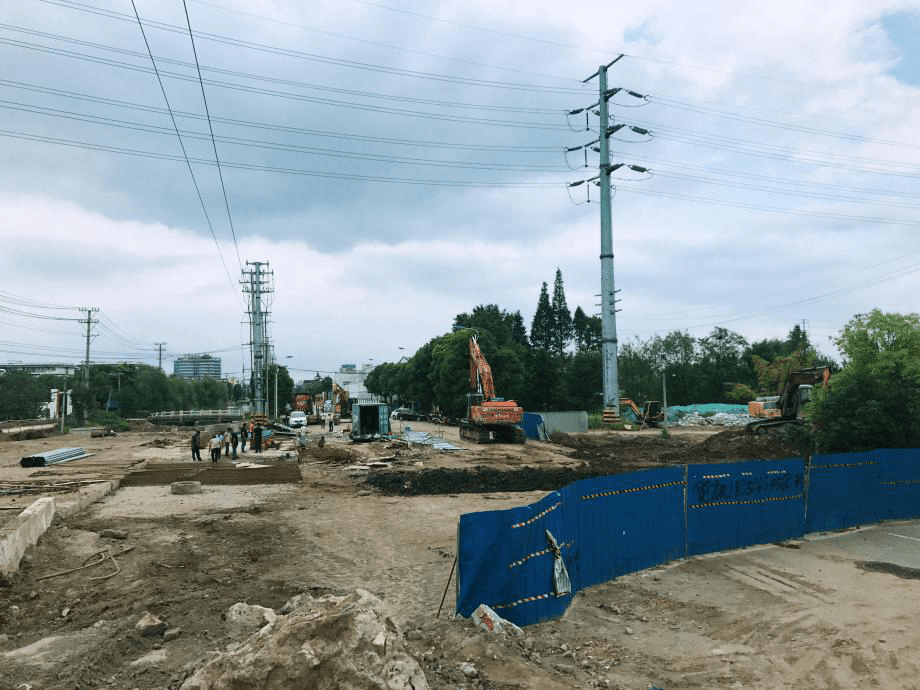 開學(xué)啦!江蘇江河小廣播為您播報(bào)道路信息！